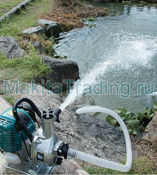 перекачка воды из пруда мотопомпой makita ew1050hx